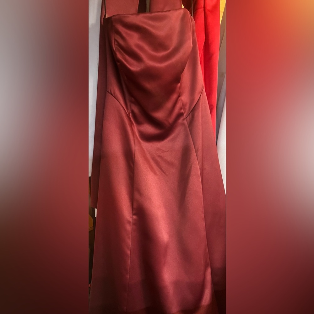 Formal/ Prom/ Bridesmaid/ event dress - Picture 2 of 5